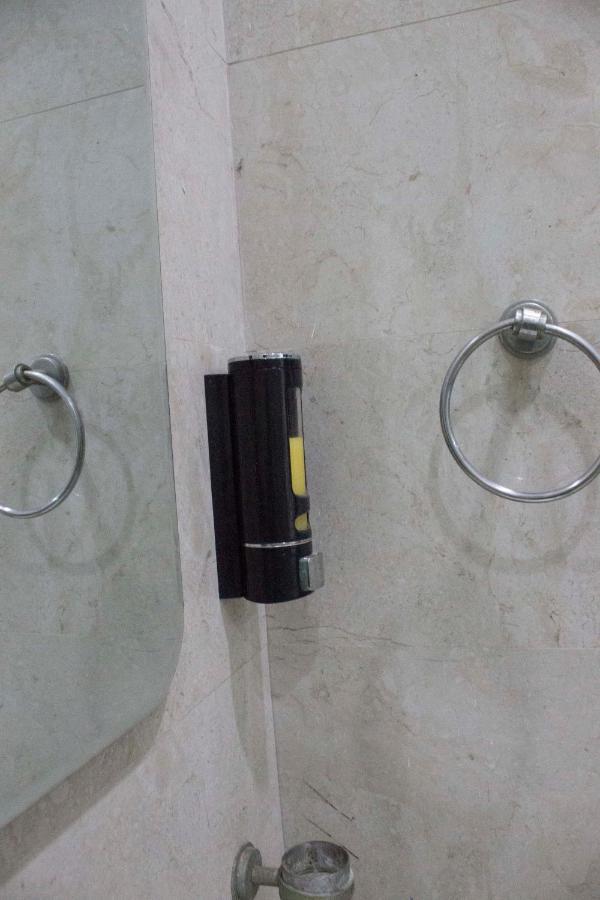 Jsb Hotel Faridabad Exterior photo