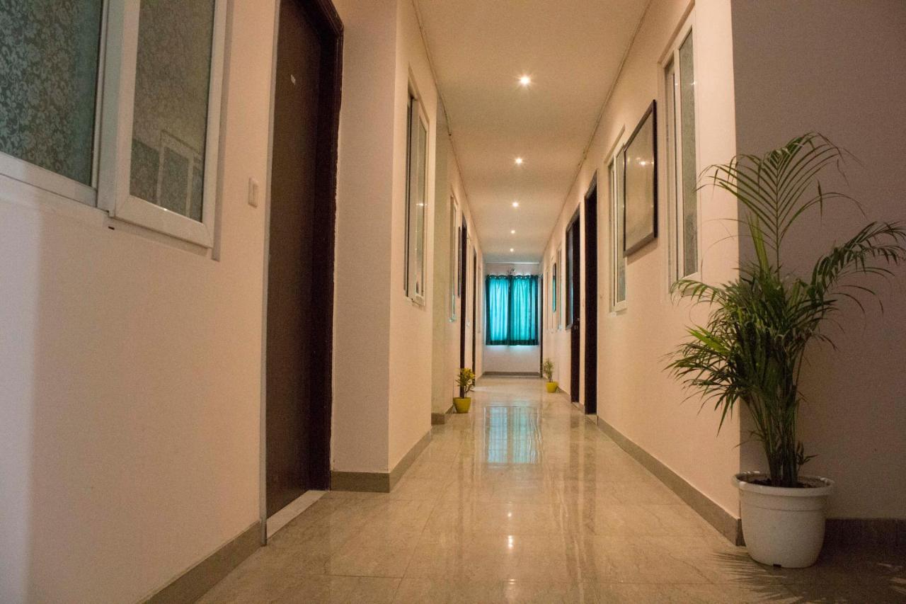 Jsb Hotel Faridabad Exterior photo